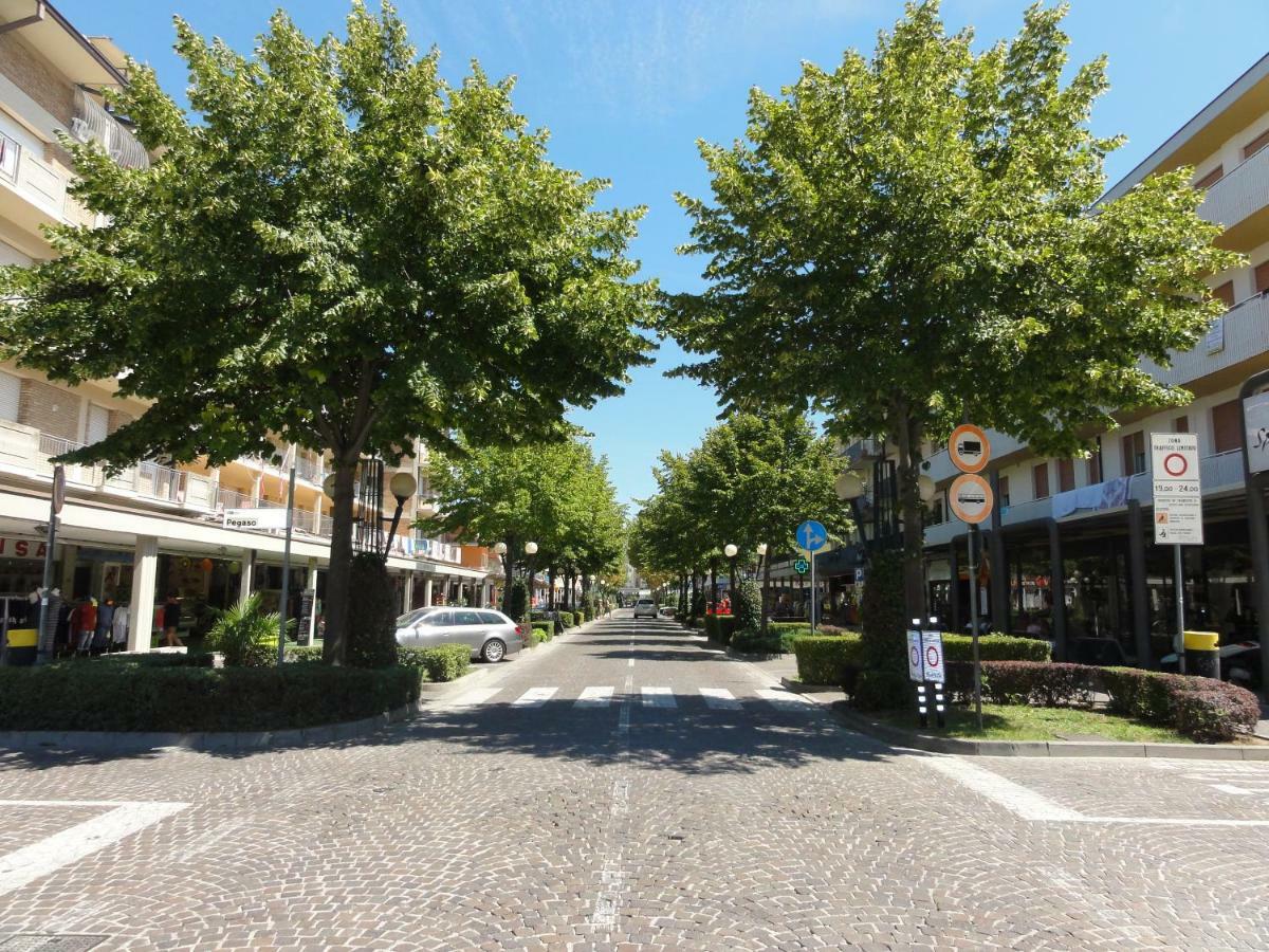 Storione - Appartamenti Bibione Zewnętrze zdjęcie